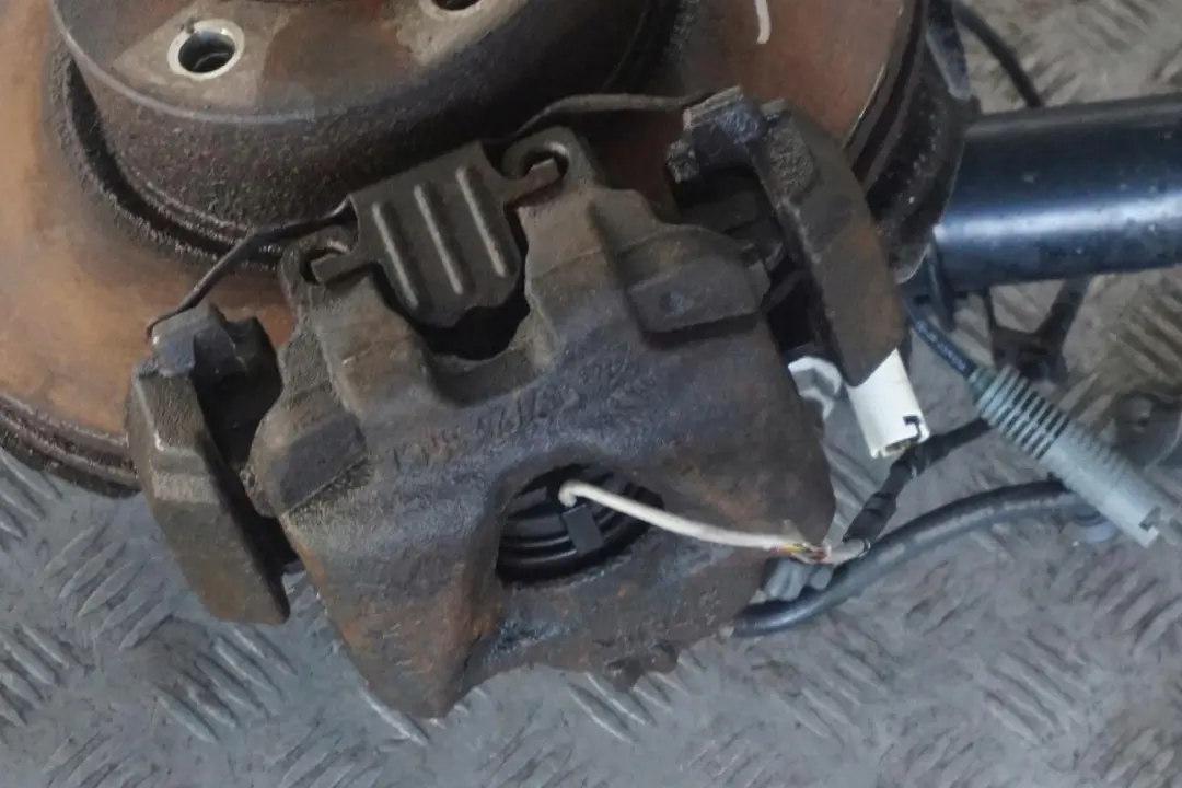 N47N Front Left N/S M Sport Spring Strut Leg Suspension to BMW 3 Series E90 320d with Part number 6796159 BMW 3 Series E90 320d N47N Front Left N/S M Sport Spring Strut Leg Suspension - SKU 6796159-1 - Part number 6796159