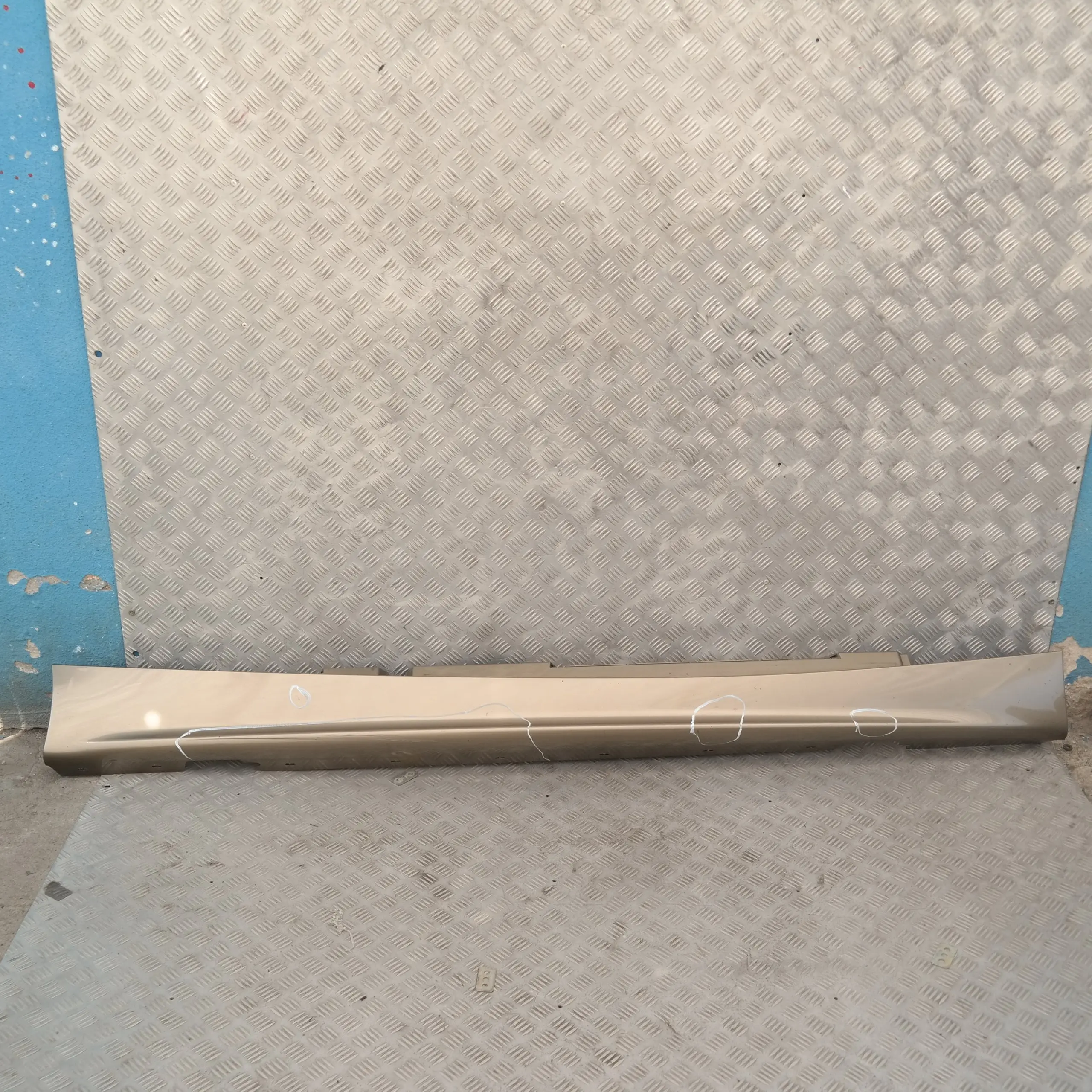 BMW 1 SERIES 3 E87 Sill Strip Side Skirt Right O/S Sonora Metallic - A23