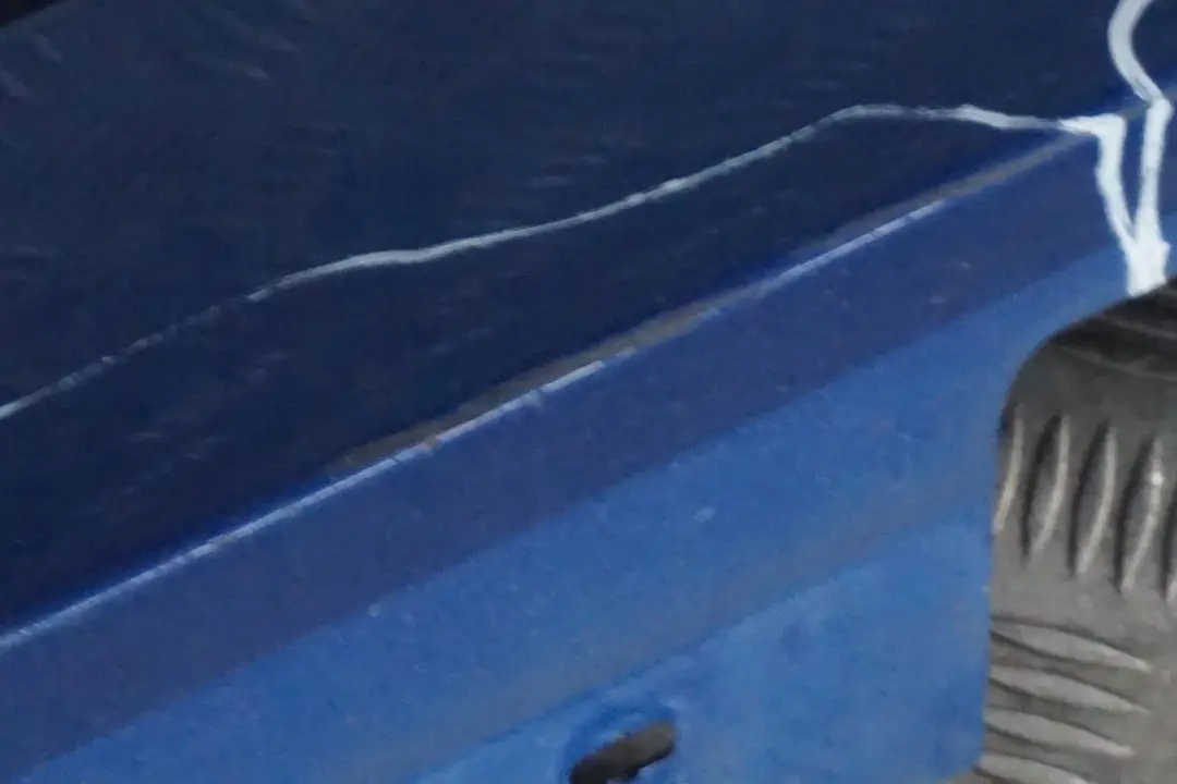 Sill Strip Faldon Lateral Izquierdo Montegoblau Montego B para BMW E90 E91 LCI 1 con número de pieza 0037059 BMW E90 E91 LCI 1 Sill Strip Faldon Lateral Izquierdo Montegoblau Montego B - SKU 0037059-MTB1 - Número de pieza 0037059