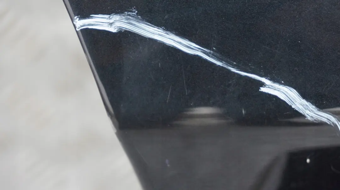 Porta anteriore destra Black Sapphire Metallic - 475 per BMW E87 con numero di parte 7191012 BMW E87 Porta anteriore destra Black Sapphire Metallic - 475 - SKU 7191012-BS20 - Numero di parte 7191012