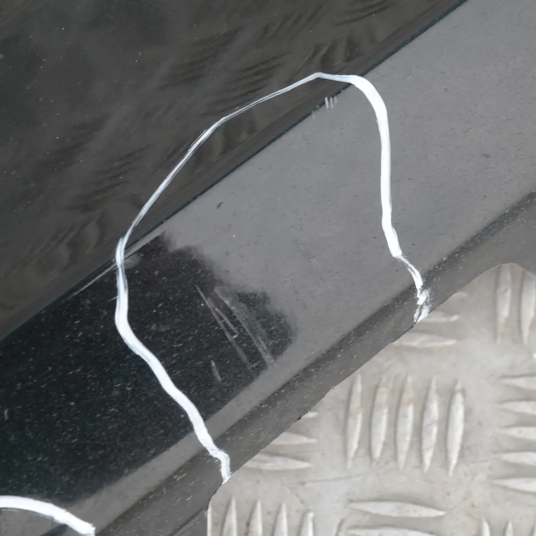 BMW E87 LCI Bas de Porte Couverture Seuil Droite Noir Sapphire Metallise - SKU 0036144-BS12 - Numéro de pièce 36144