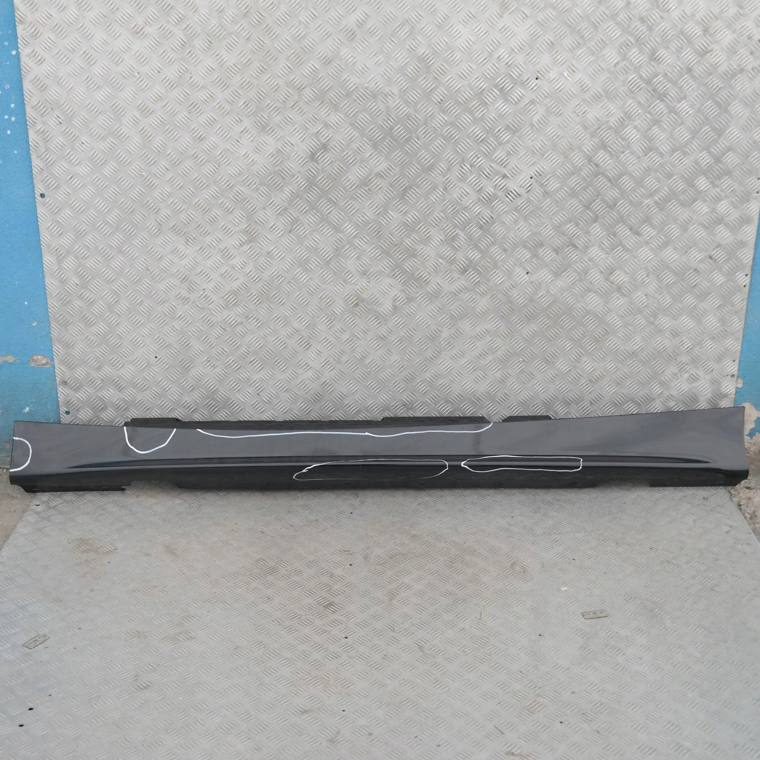 BMW 1 SERIES 20 E87 Sill strip side skirt left N/S Black Sapphire Metallic - 475