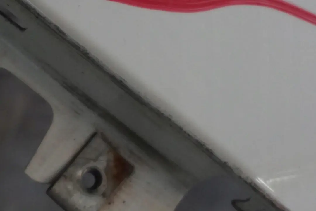 BMW E65 E66 Panel lateral Wing Delantero Izquierdo Alpinweiss Alpine Blanco 300 - SKU 7061661-AW - Número de pieza 7061661