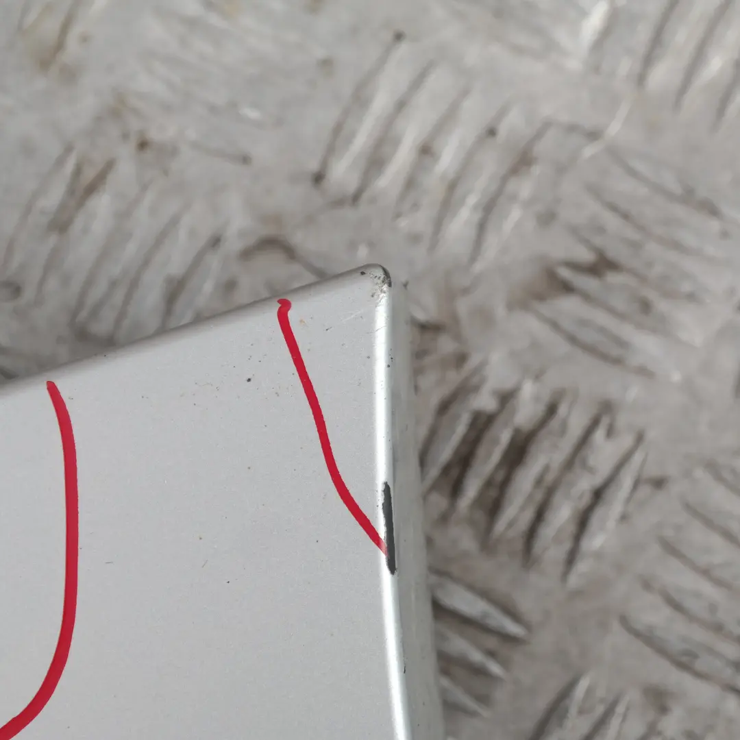 Nakładka listwa próg lewy titansilber do BMW E87 LCI o numerze 36145 BMW E87 LCI Nakładka listwa próg lewy titansilber - SKU 0036145-TS9 - Numer Części 36145