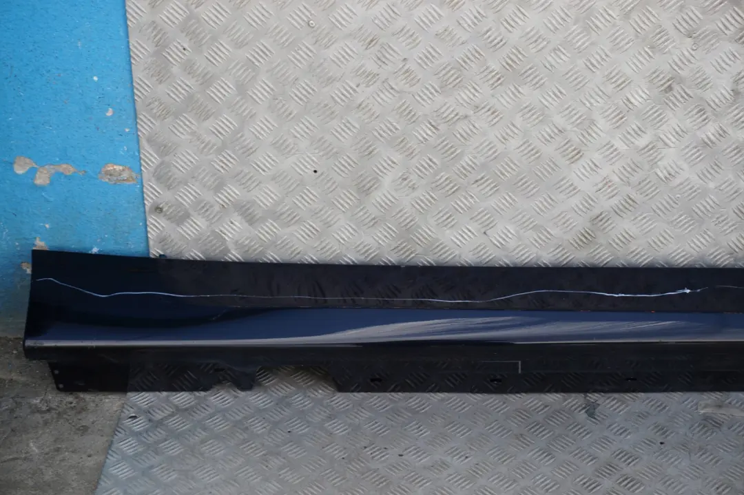 BMW E90 E91 Listello Portiera Apertura Gonna Destra Nero Carbone Metallico 416 - SKU 0032950-CAR2 - Numero di parte 0032950