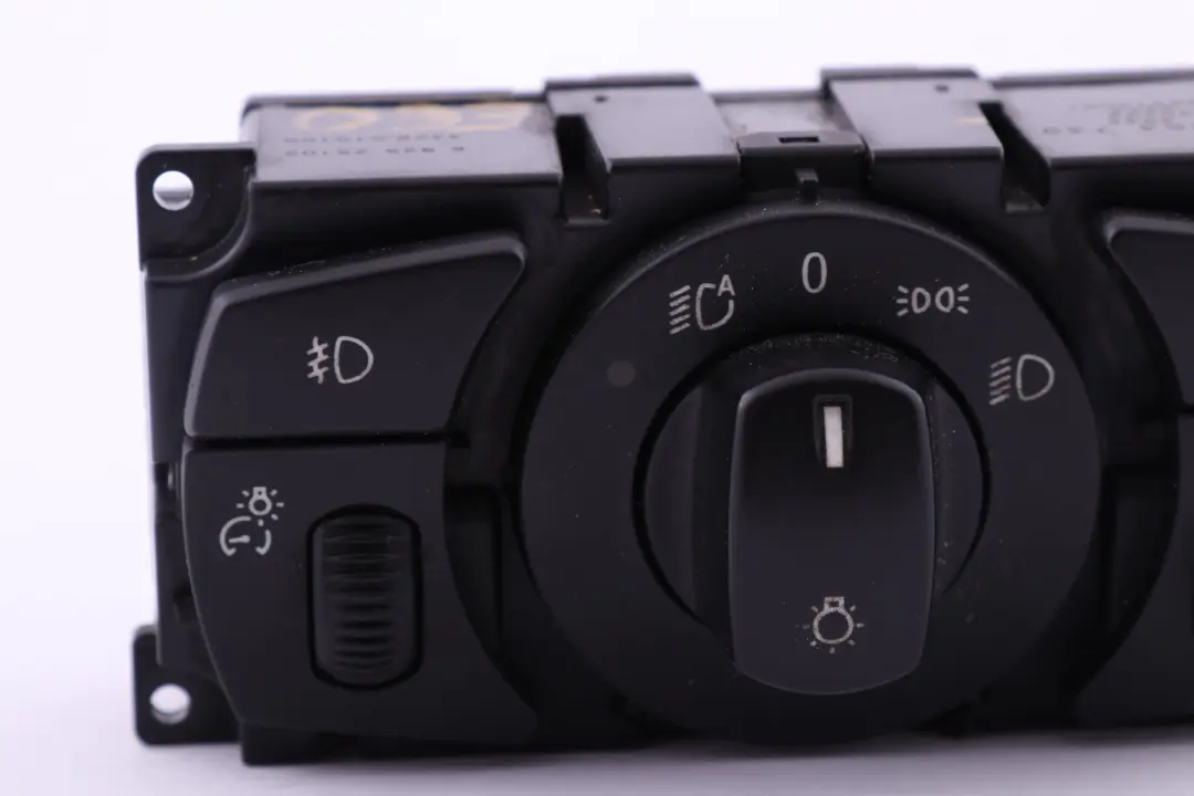  Genuine BMW 5 Series E60 E61 Control Element Light Switch 6925295 - SKU 6925251 - Part number 6925251