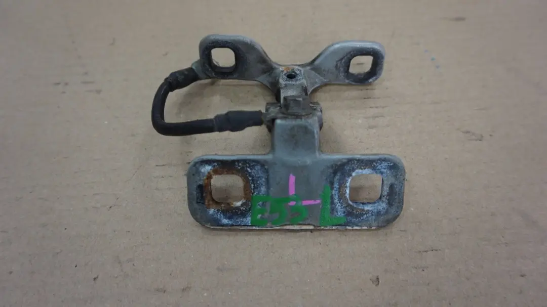 Boot Trunk Lid Left Upper Hinge N/S Graugruen 442 Grey Green to BMW X5 Series E53 with Part number 7006121 BMW X5 Series E53 Boot Trunk Lid Left Upper Hinge N/S Graugruen 442 Grey Green - SKU 8247667-GG - Part number 7006121