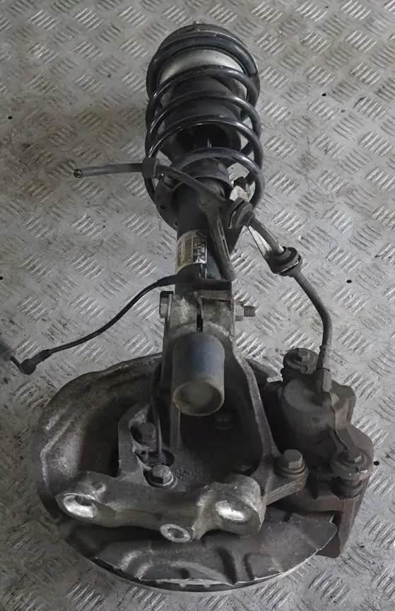 N43 143PS Sport Stoßdämpfer Federbein Schwenklager Vorne Rechts für BMW 1 E87 118i mit Teilenummer 6786020 BMW 1 E87 118i N43 143PS Sport Stoßdämpfer Federbein Schwenklager Vorne Rechts - SKU 6771558-2 - Teilenummer 6786020