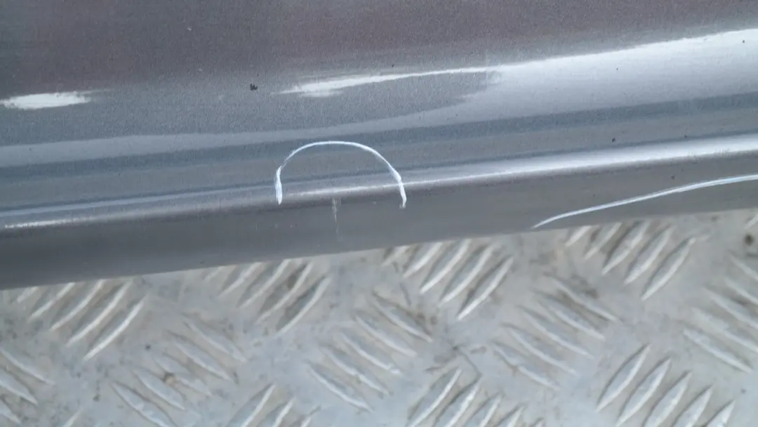 BMW E87 Sill Strip Side Skirt Right O/S Sparkling Graphite Metallic - A22 - SKU 0032948-SG5 - Part number 51770032948