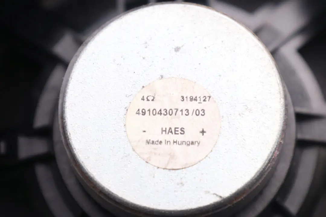 Haut-Parleur Stereo a Gauche 70-15.000HZ 6513 pour BMW X5 E53 à propos du numéro de pièce 65138379567 BMW X5 E53 Haut-Parleur Stereo a Gauche 70-15.000HZ 6513 - SKU 8379567 - Numéro de pièce 65138379567