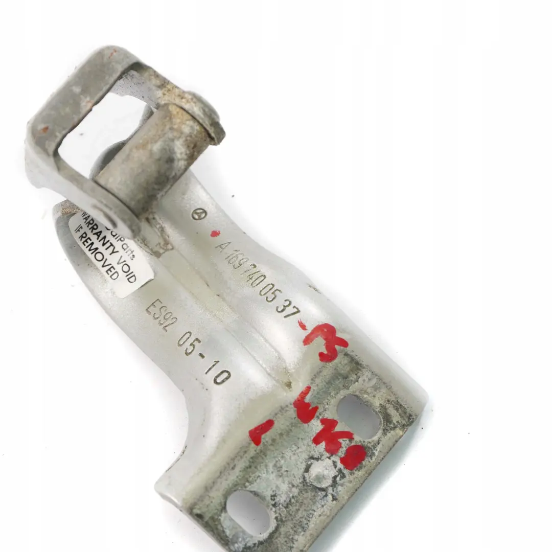 Maletero Porton Trasero Izquierdo Bisagra Plata Polar para Mercedes W245 con número de pieza A1697400537 Mercedes W245 Maletero Porton Trasero Izquierdo Bisagra Plata Polar - SKU A1697400537-PS - Número de pieza A1697400537