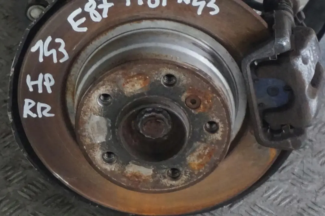 N43 129PS Abtriebswelle Schwenklager Bremssattel Hinten Rechts für BMW 1 E87 118i mit Teilenummer 6774810 BMW 1 E87 118i N43 129PS Abtriebswelle Schwenklager Bremssattel Hinten Rechts - SKU 6774810-26 - Teilenummer 6774810