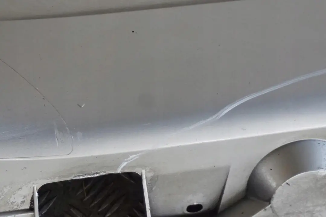 Door Sill Side Cover Skirt Right O/S Mineralsilber Silver - A14 to BMW 6 E63 E64 with Part number 0304948 BMW 6 E63 E64 Door Sill Side Cover Skirt Right O/S Mineralsilber Silver - A14 - SKU 0304948-MS - Part number 0304948