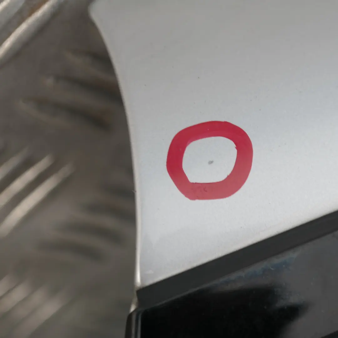 Drzwi prawy tył tylne prawe titansilber do BMW E53 X5 o numerze 8256828 BMW E53 X5 Drzwi prawy tył tylne prawe titansilber - SKU 8256828-TS2 - Numer Części 8256828