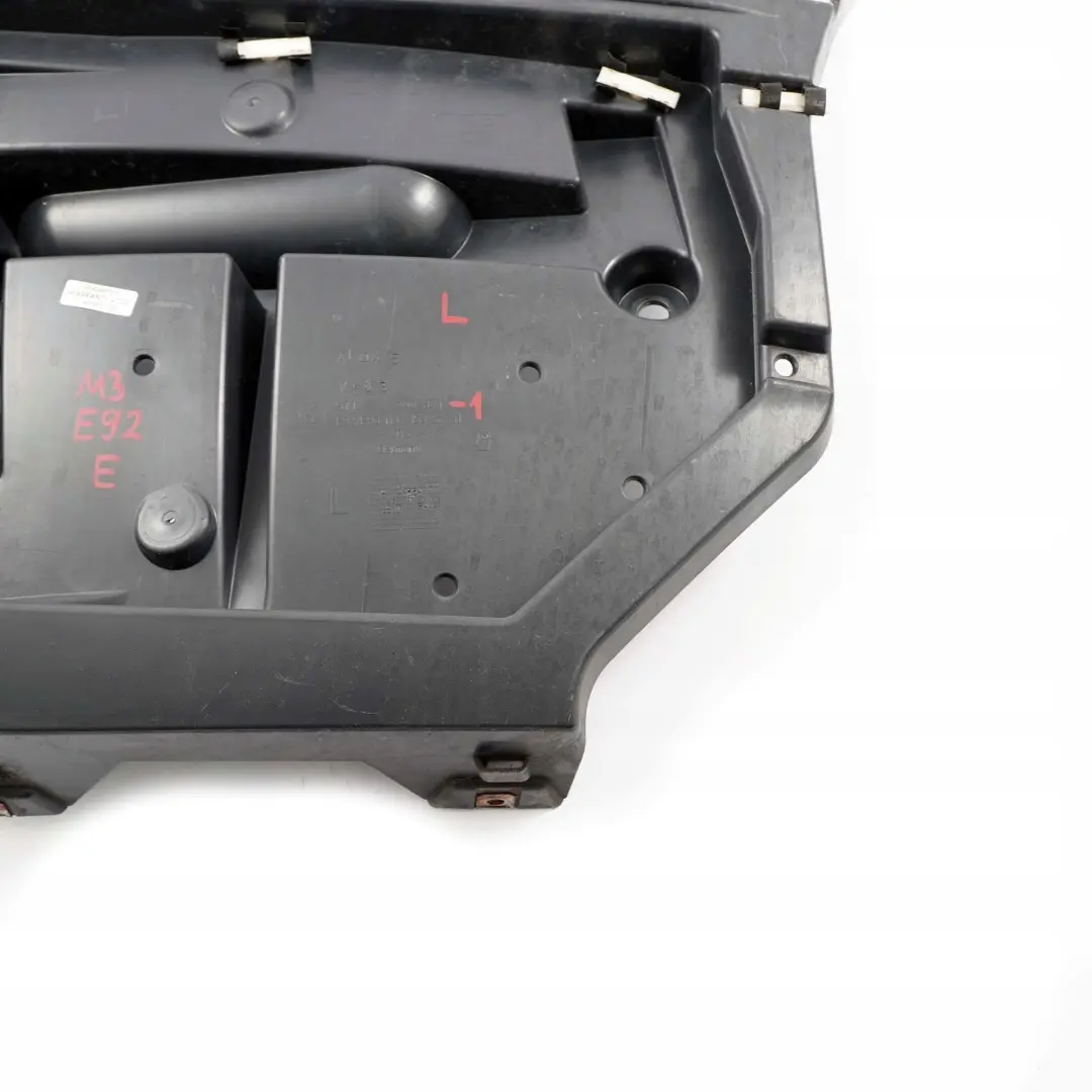 BMW E92 E92N E93 LCI M3 Guia parachoques trasero izquierdo Soporte De montaje - SKU 7900841-1 - Número de pieza 7900841