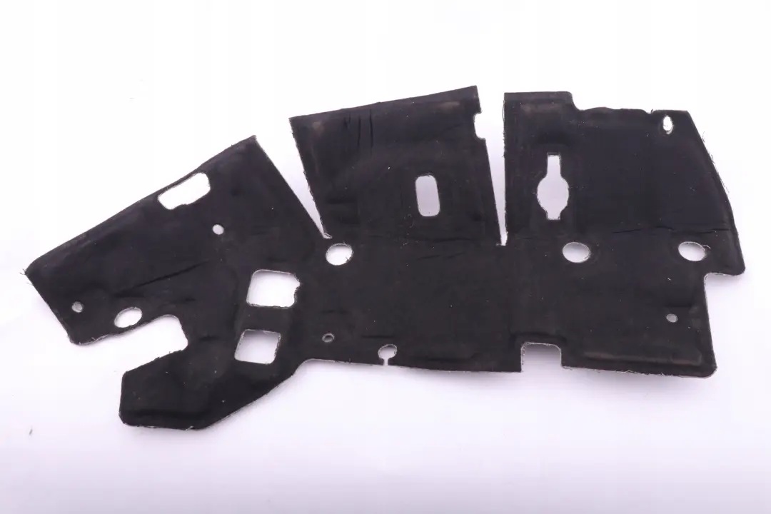 Wygłuszenie bagażnika prawe do BMW E83 X3 o numerze 7049056 BMW E83 X3 Wygłuszenie bagażnika prawe - SKU 7049056 - Numer Części 7049056