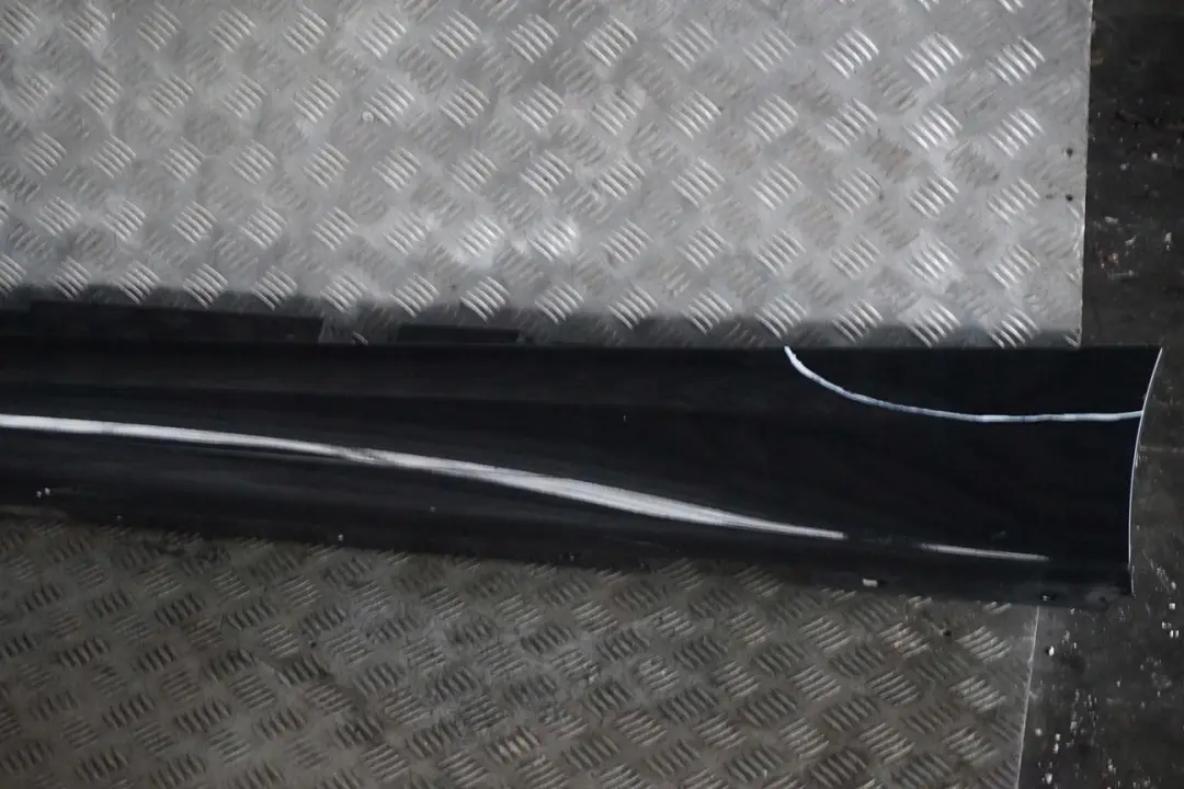 BMW 1 E87 M Sport Sill Strip Side Skirt Left N/S Sparkling Graphite - A22 - SKU 0033557-SG - Part number 0033557