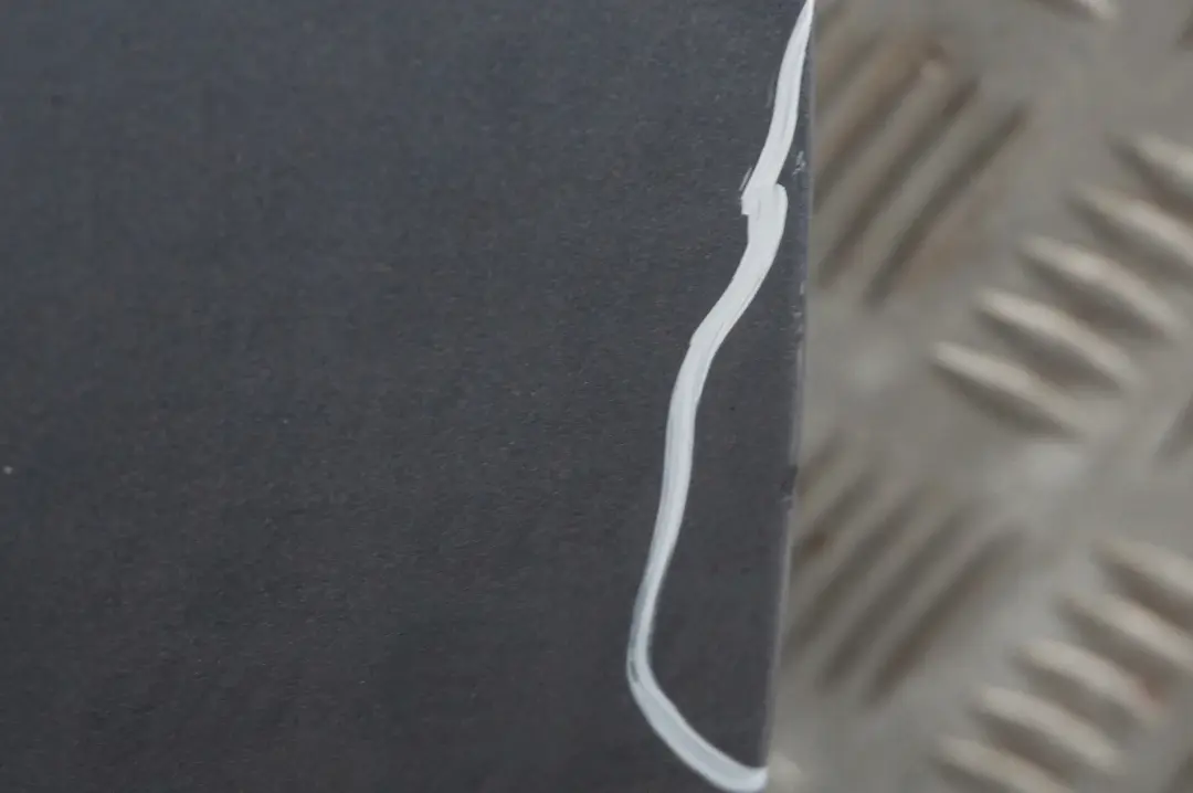 Reihe E87 Tür vorne rechts Quarzblau Quarz Blau Metallic - A18 für BMW 1 mit Teilenummer 7191012 BMW 1 Reihe E87 Tür vorne rechts Quarzblau Quarz Blau Metallic - A18 - SKU 7191012-QB18 - Teilenummer 7191012