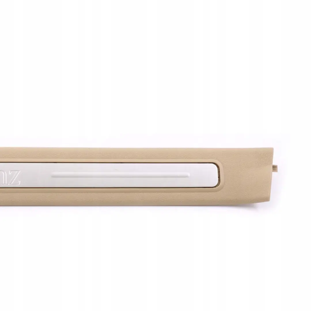 Mercedes-Benz Clase A W169 Embellecedor Entrada Puerta Delantera Izquierda Beige para con número de pieza A1696801174 Mercedes-Benz Clase A W169 Embellecedor Entrada Puerta Delantera Izquierda Beige - SKU A1696801174 - Número de pieza A1696801174