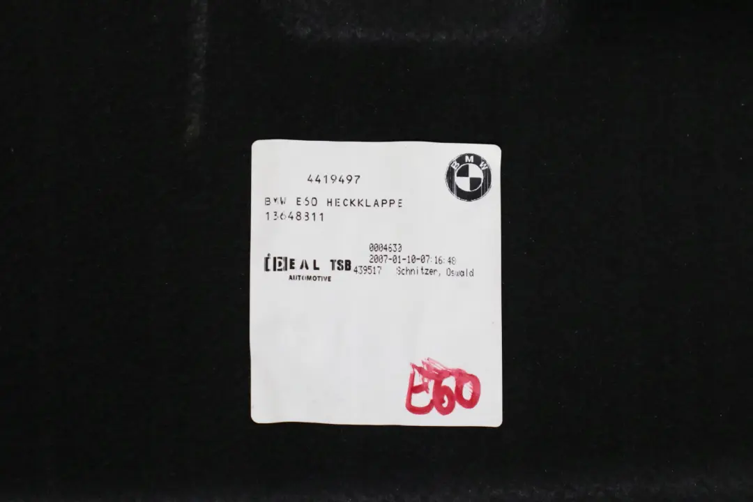 Tapicerka klapy tył tylnej bagażnika do BMW 5 E60 o numerze 51497034263 BMW 5 E60 Tapicerka klapy tył tylnej bagażnika - SKU 7034263 - Numer Części 51497034263