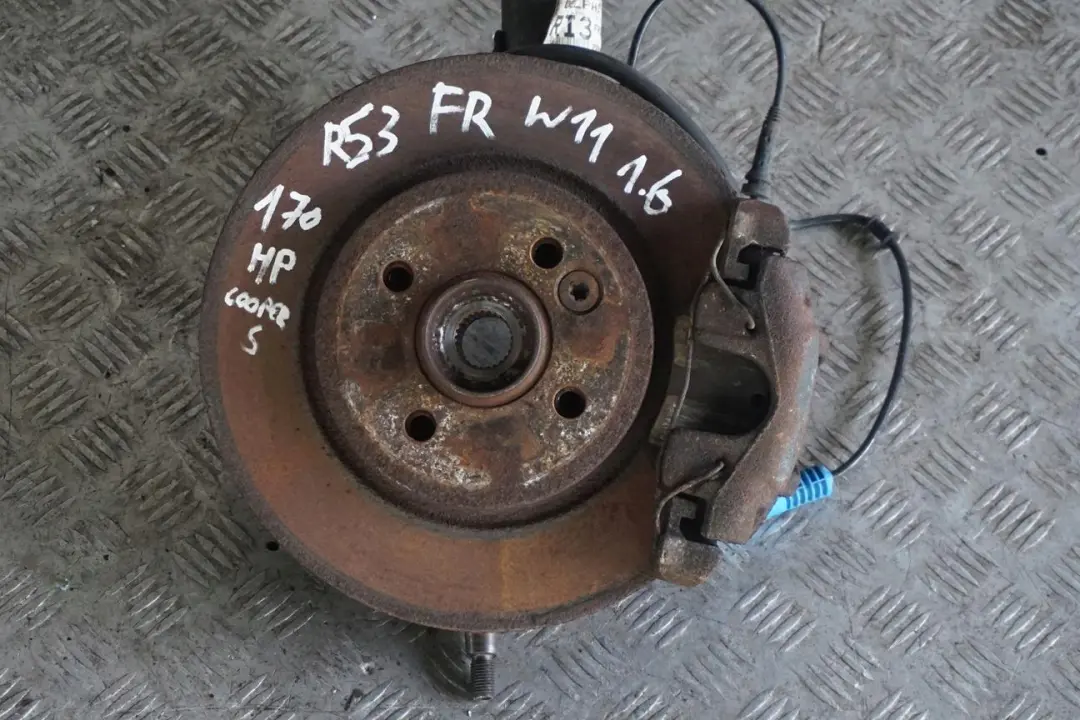 170cv Delantero Derecho Pata Freno Suspension Buje para Mini R53 Cooper S W11 1.6 con número de pieza 6780470 Mini R53 Cooper S W11 1.6 170cv Delantero Derecho Pata Freno Suspension Buje - SKU 6759422 - Número de pieza 6780470