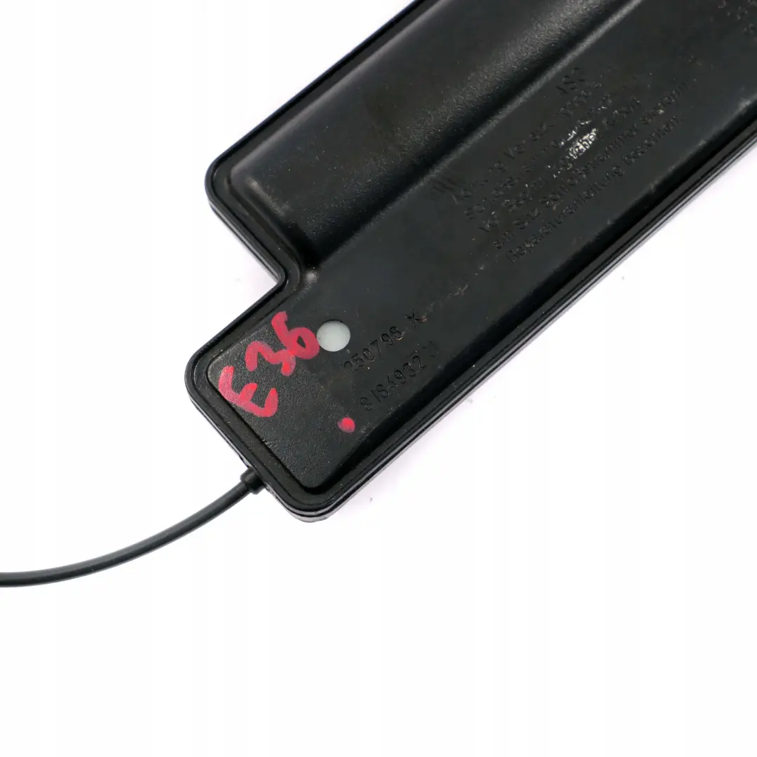 Cinturon Inferior Con Tensor Cinturon Derecho para BMW E36 con número de pieza 8164932 BMW E36 Cinturon Inferior Con Tensor Cinturon Derecho - SKU 8164932 - Número de pieza 8164932