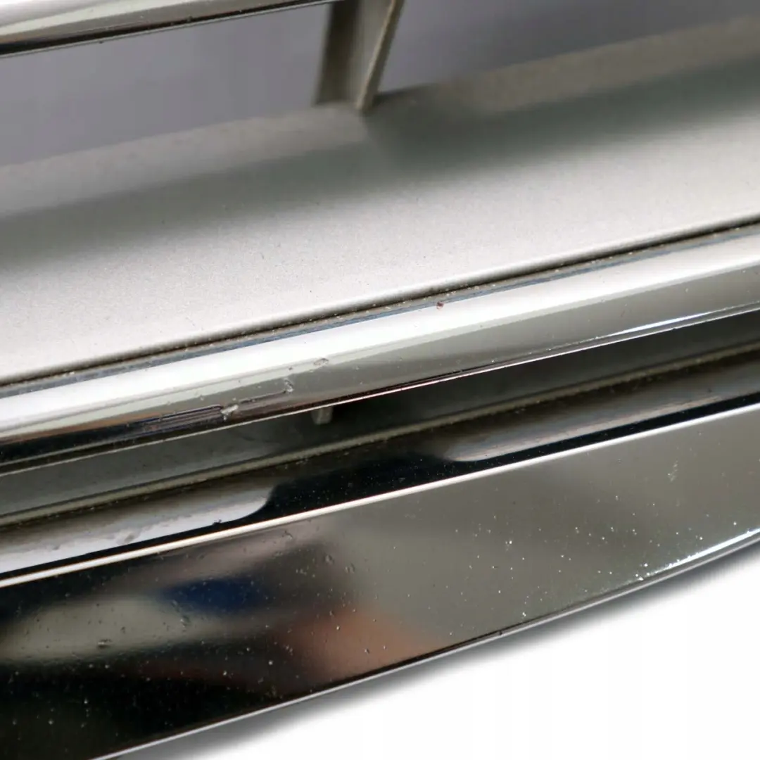 Mercedes-Benz A-Klasse W169 1 Kühlergrill Grill Träger Brillantsilber - 744 für mit Teilenummer A1698800583 Mercedes-Benz A-Klasse W169 1 Kühlergrill Grill Träger Brillantsilber - 744 - SKU A1698800583-BS1 - Teilenummer A1698800583