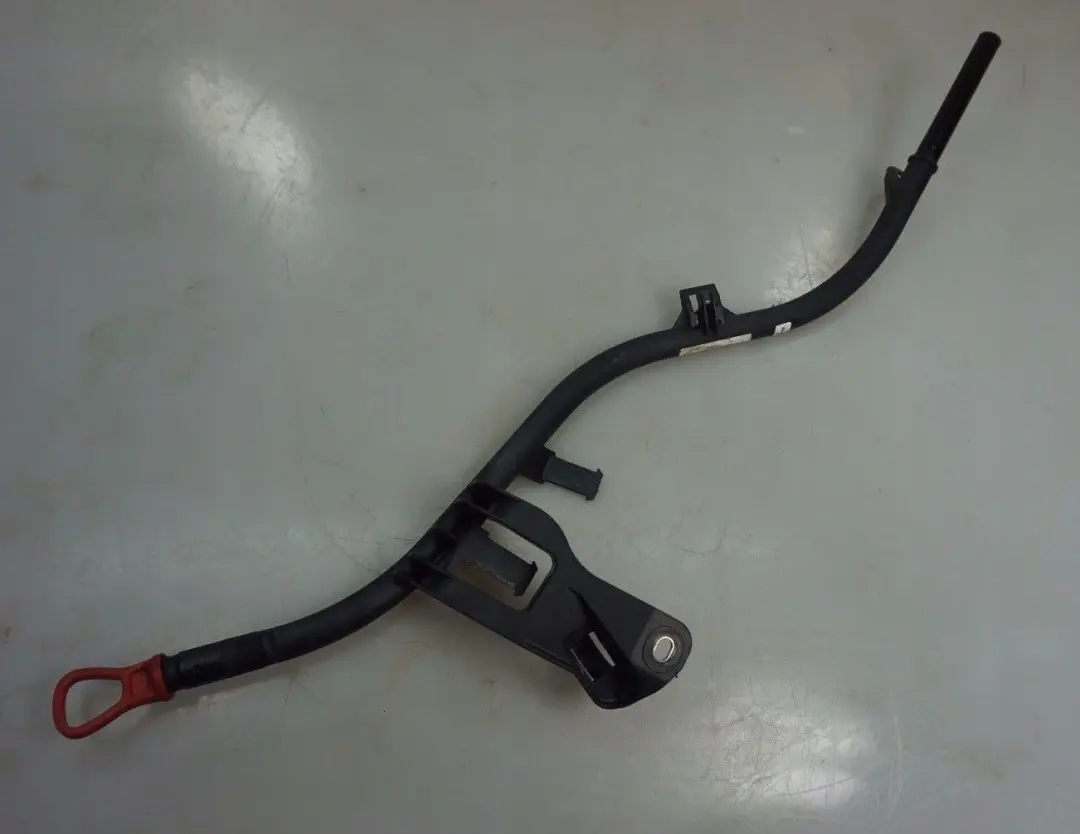 Manguera Adicional Bomba De Agua Valvula De Agua para BMW E60 E60N E61 E61N LCI E63 con número de pieza 64216923944 BMW E60 E60N E61 E61N LCI E63 Manguera Adicional Bomba De Agua Valvula De Agua - SKU 6923944 - Número de pieza 64216923944