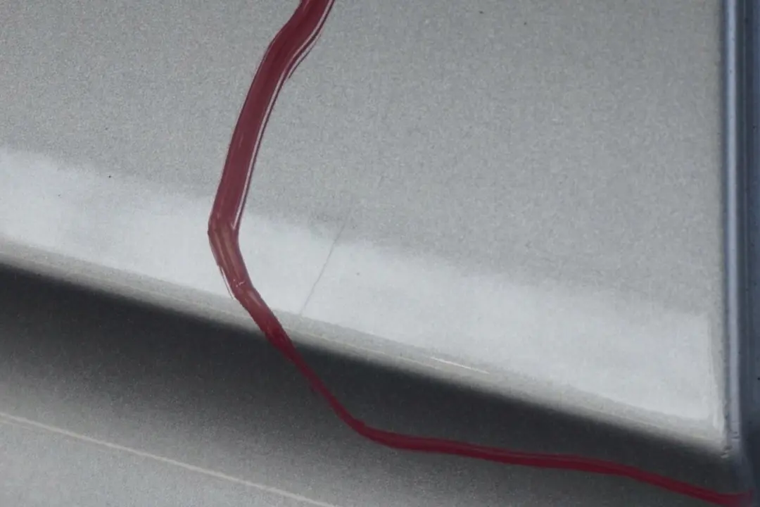 Tür Hinten Rechts Titansilber Titan Silber Metallic - 354 für BMW X5 er E53 mit Teilenummer 8256828 BMW X5 er E53 Tür Hinten Rechts Titansilber Titan Silber Metallic - 354 - SKU 8256828-TS3 - Teilenummer 8256828