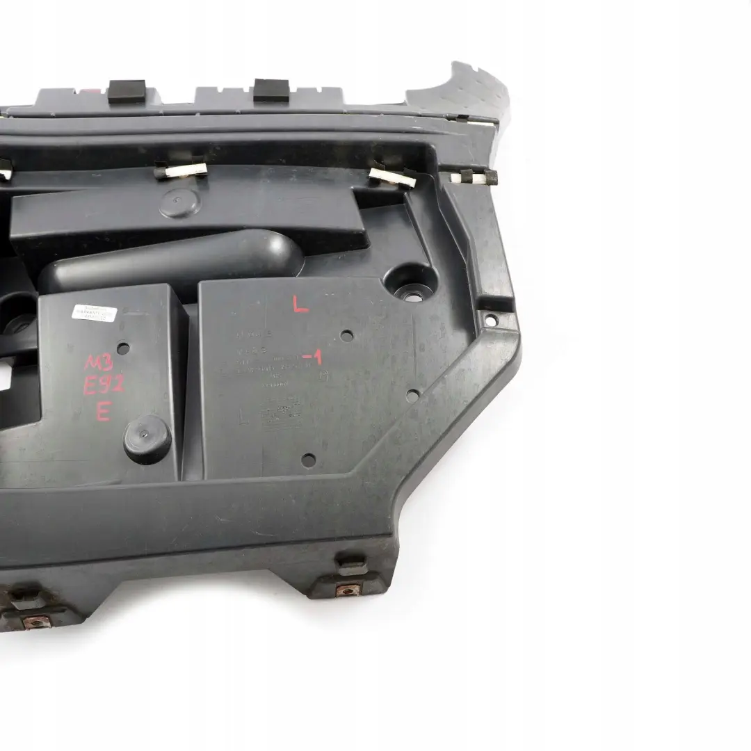 BMW E92 E92N E93 LCI M3 Guia parachoques trasero izquierdo Soporte De montaje - SKU 7900841-1 - Número de pieza 7900841