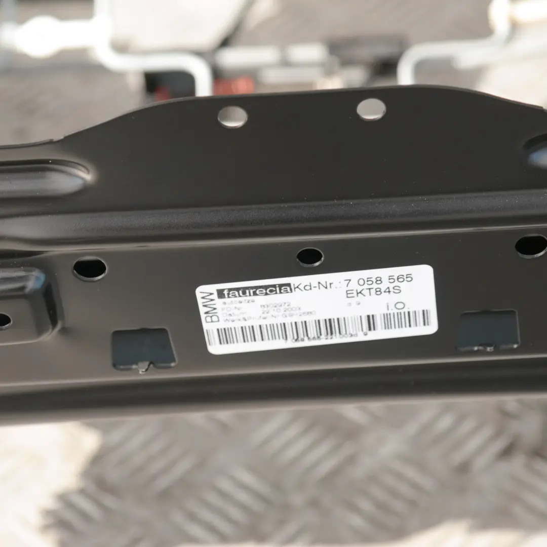 Sitzrahmen Manuell Links für BMW 5 er E60 E61 mit Teilenummer 9155005 BMW 5 er E60 E61 Sitzrahmen Manuell Links - SKU 9155005 - Teilenummer 9155005