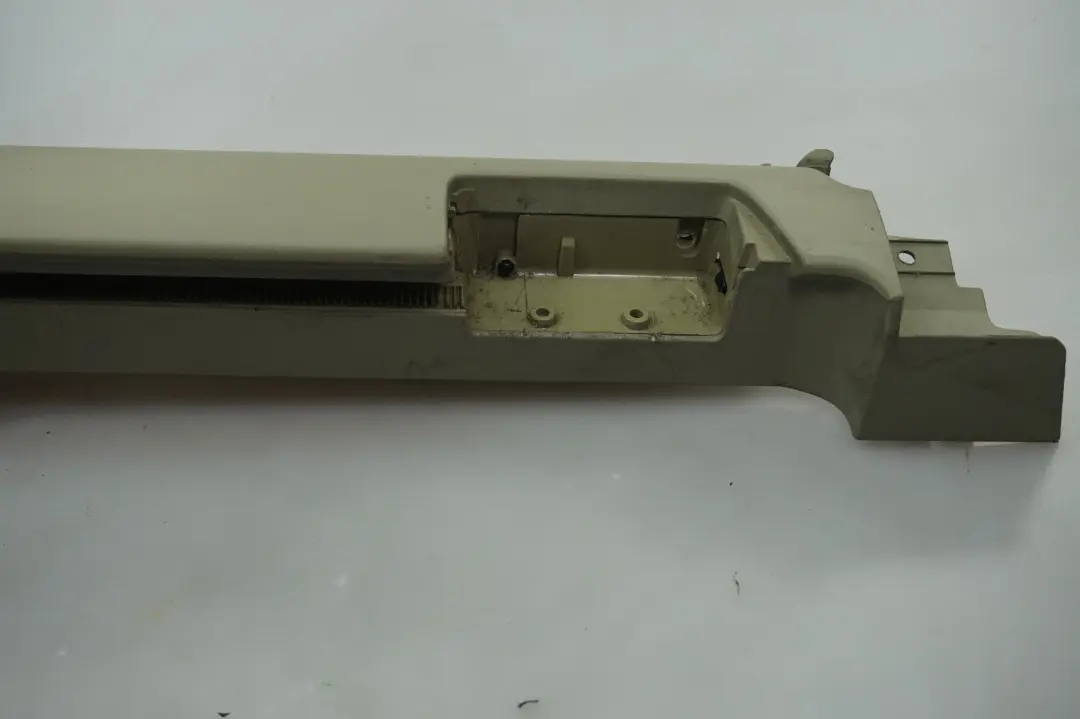 BMW X5 Series E53 Left N/S Vent Louvre Side Rail Cover In Trunk Lid Green - SKU 7027141 - Part number 7027133