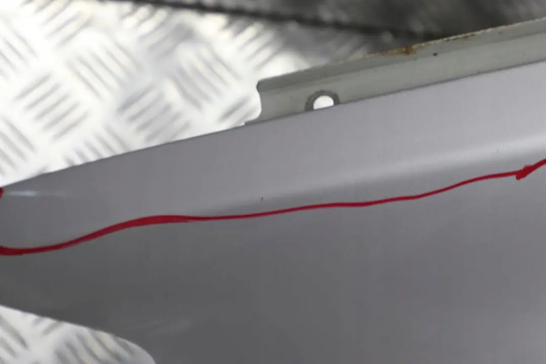 Seitenwand Vorne Links Kotflügel Titansilber Silver - 354 für BMW X5 E53 6 mit Teilenummer 7000385 BMW X5 E53 6 Seitenwand Vorne Links Kotflügel Titansilber Silver - 354 - SKU 7000385-TS6 - Teilenummer 7000385