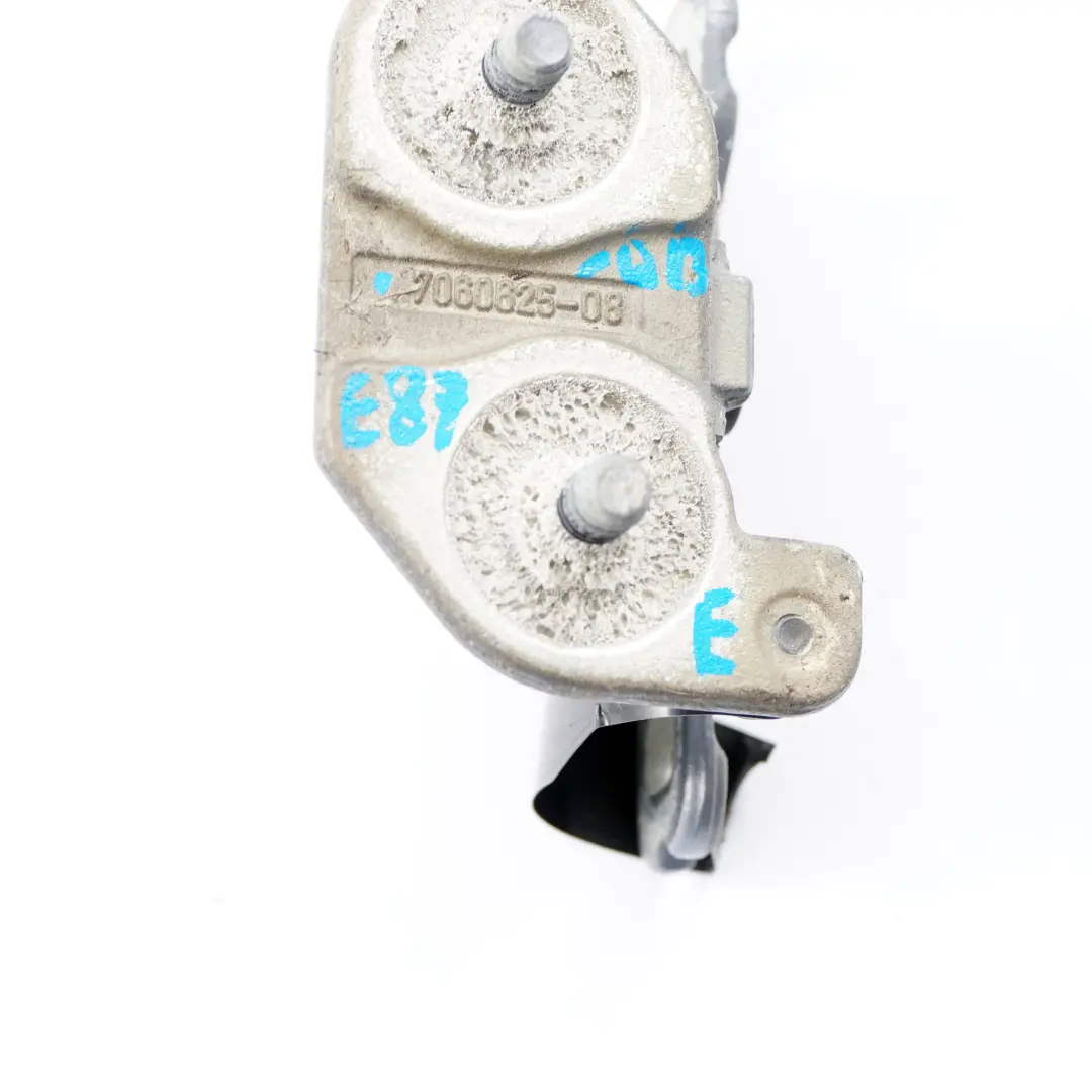 Zawias klapy bagażnika lewy 7060625 do BMW E81 E87 o numerze 7067219 BMW E81 E87 Zawias klapy bagażnika lewy 7060625 - SKU 7067219-QB - Numer Części 7067219