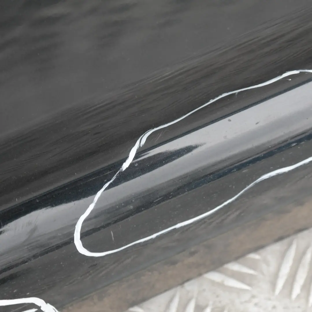 Nakładka próg lewy black saphire 475 do BMW 1 E87 o numerze 32949 BMW 1 E87 Nakładka próg lewy black saphire 475 - SKU 0032949-BS16 - Numer Części 32949