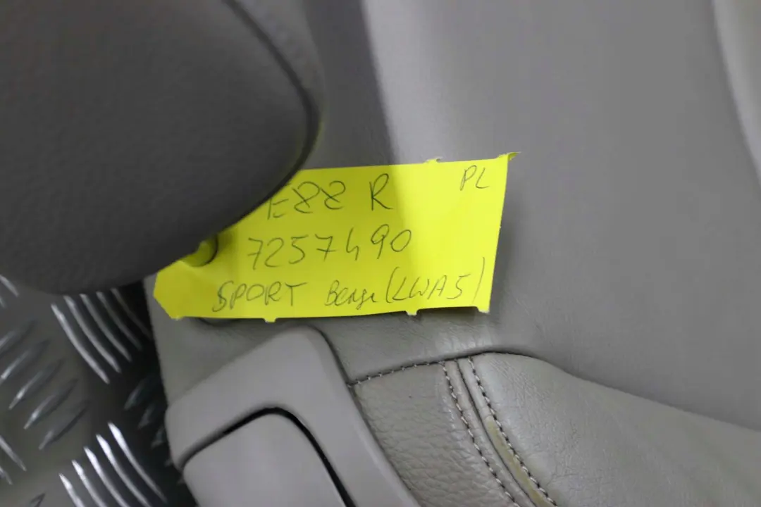 Reihe E88 Cabrio M Sportsitze Vorne Rechts Sitz Leder Beige für BMW 1 mit Teilenummer 7257490 BMW 1 Reihe E88 Cabrio M Sportsitze Vorne Rechts Sitz Leder Beige - SKU 7257490 - Teilenummer 7257490