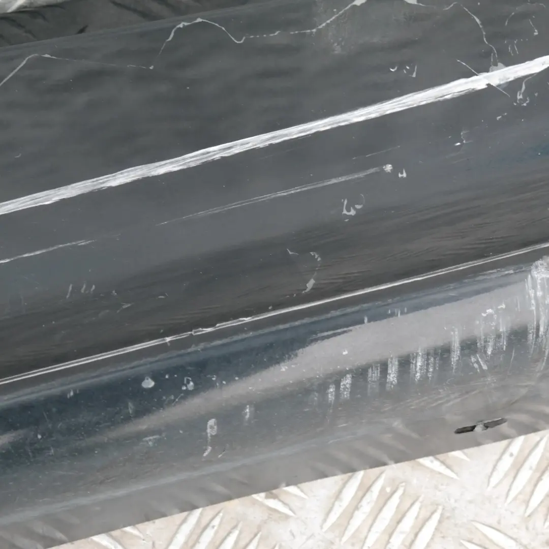 Bas de porte Couverture Seuil droite Noir 2 pour BMW 1 er E87 à propos du numéro de pièce 51770032948 BMW 1 er E87 Bas de porte Couverture Seuil droite Noir 2 - SKU 0032948-SCH4 - Numéro de pièce 51770032948