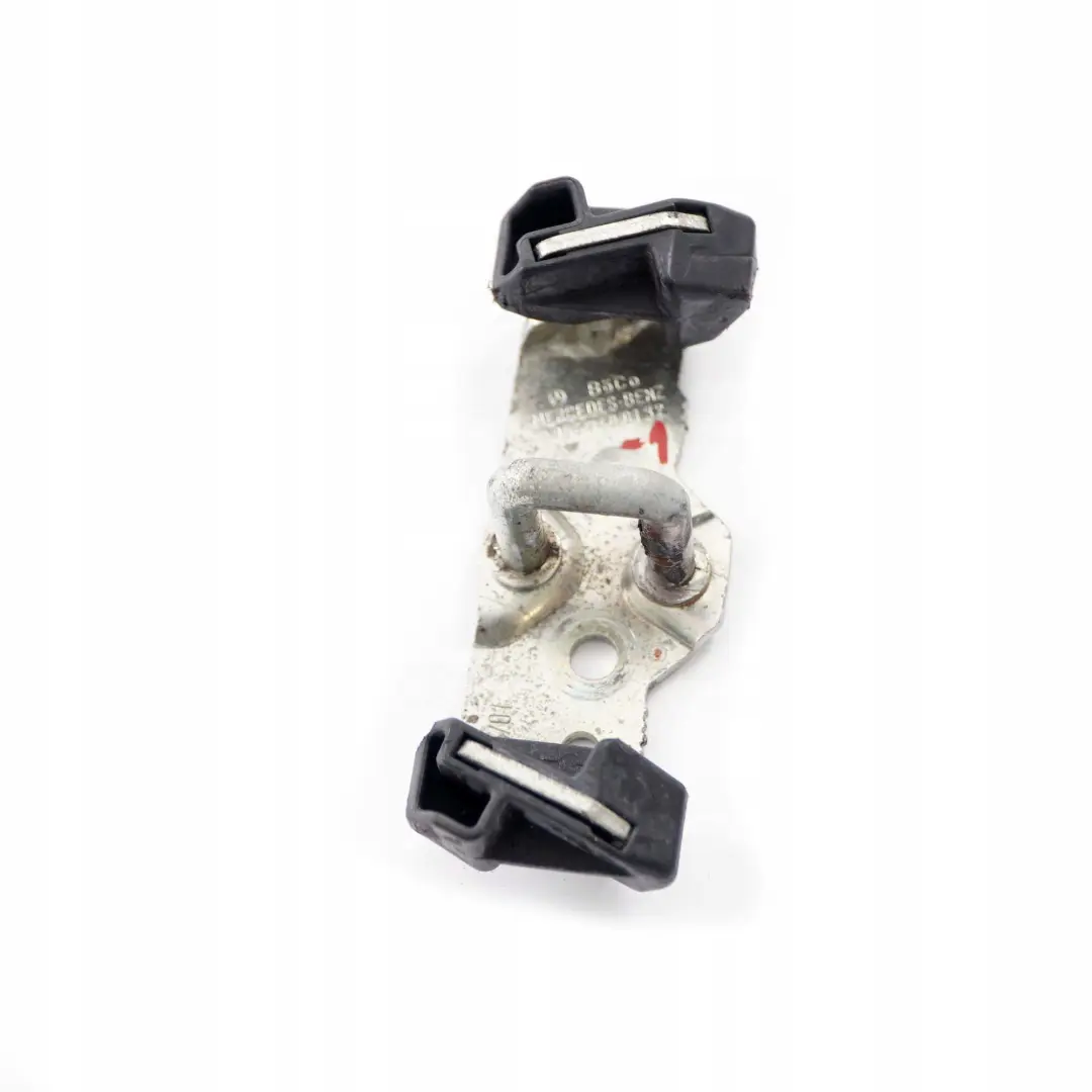 Mercedes-Benz A-Class W168 U-Shaped Striker Rear Panel Door Lock to with Part number A1683930117 Mercedes-Benz A-Class W168 U-Shaped Striker Rear Panel Door Lock - SKU A1687400132 - Part number A1683930117