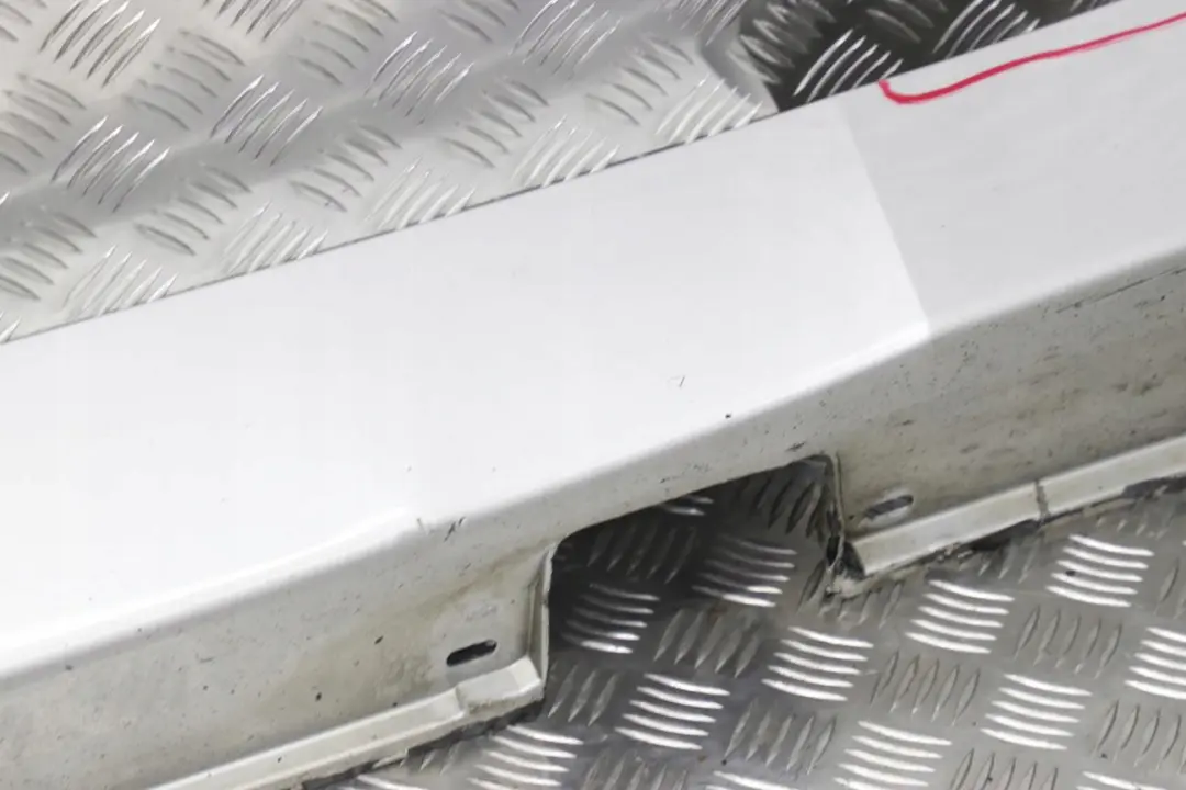 BMW E60 E61 4 Puerta Sill Side Cover Faldon Derecho O / S Titansilber Plata 354 - SKU 0150278-TS4 - Número de pieza 0150278