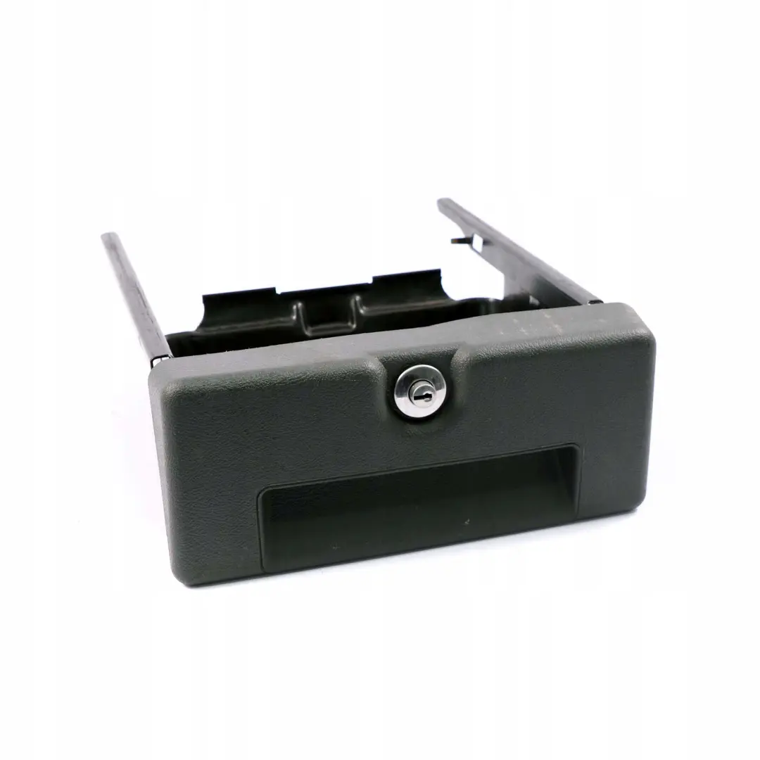 Caja Fuerte con Cerradura Asiento Delantero Portaequipajes Negro para Mercedes W163 con número de pieza A1638400702 Mercedes W163 Caja Fuerte con Cerradura Asiento Delantero Portaequipajes Negro - SKU A1638400702 - Número de pieza A1638400702