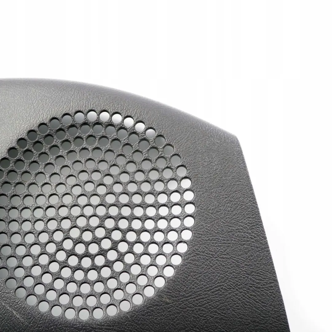 Mercedes-Benz A W168 Front Right Door Card Speaker Cover Trim para con número de pieza A1687270288 Mercedes-Benz A W168 Front Right Door Card Speaker Cover Trim - SKU A1687270288 - Número de pieza A1687270288