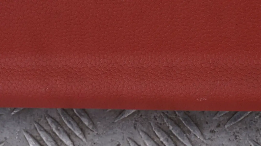 Carenage Lateral Dessous a L'Avant Gauche Sequoia Rouge pour Mini Cooper R56 à propos du numéro de pièce 2753367 Mini Cooper R56 Carenage Lateral Dessous a L'Avant Gauche Sequoia Rouge - SKU 2753367 - Numéro de pièce 2753367