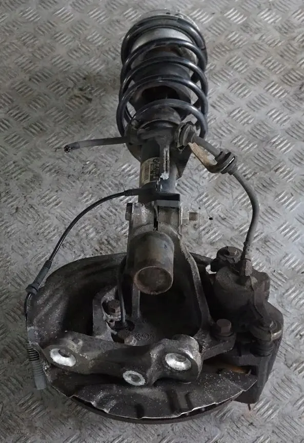 M47N2 Set Molla Sospensioni Cuscinetto Perno Anteriore Destro per BMW E87 118d con numero di parte 6786020 BMW E87 118d M47N2 Set Molla Sospensioni Cuscinetto Perno Anteriore Destro - SKU 6786020-1 - Numero di parte 6786020