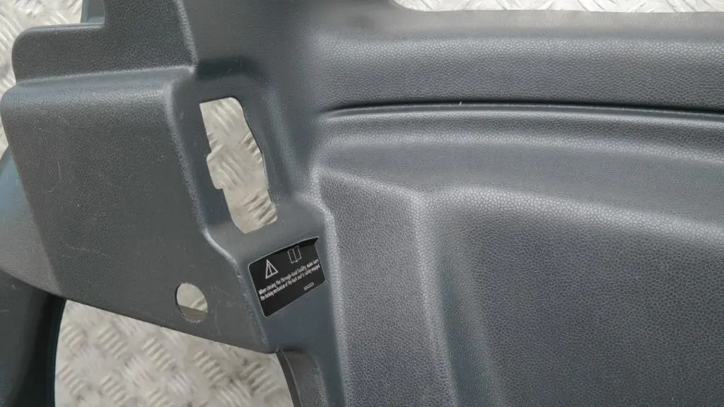 Trasero Izquierdo Lateral Panel Lateral Panther Negro para Mini Cooper R50 R53 con número de pieza 7050451 Mini Cooper R50 R53 Trasero Izquierdo Lateral Panel Lateral Panther Negro - SKU 7050451 - Número de pieza 7050451