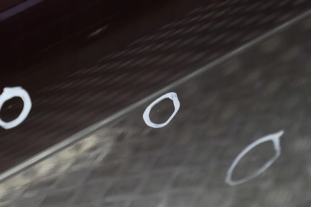 Puerta Delantera Derecha Barberarot Barbera Rojo - A39 para BMW E65 E66 con número de pieza 7202082 BMW E65 E66 Puerta Delantera Derecha Barberarot Barbera Rojo - A39 - SKU 7202082-BAR - Número de pieza 7202082