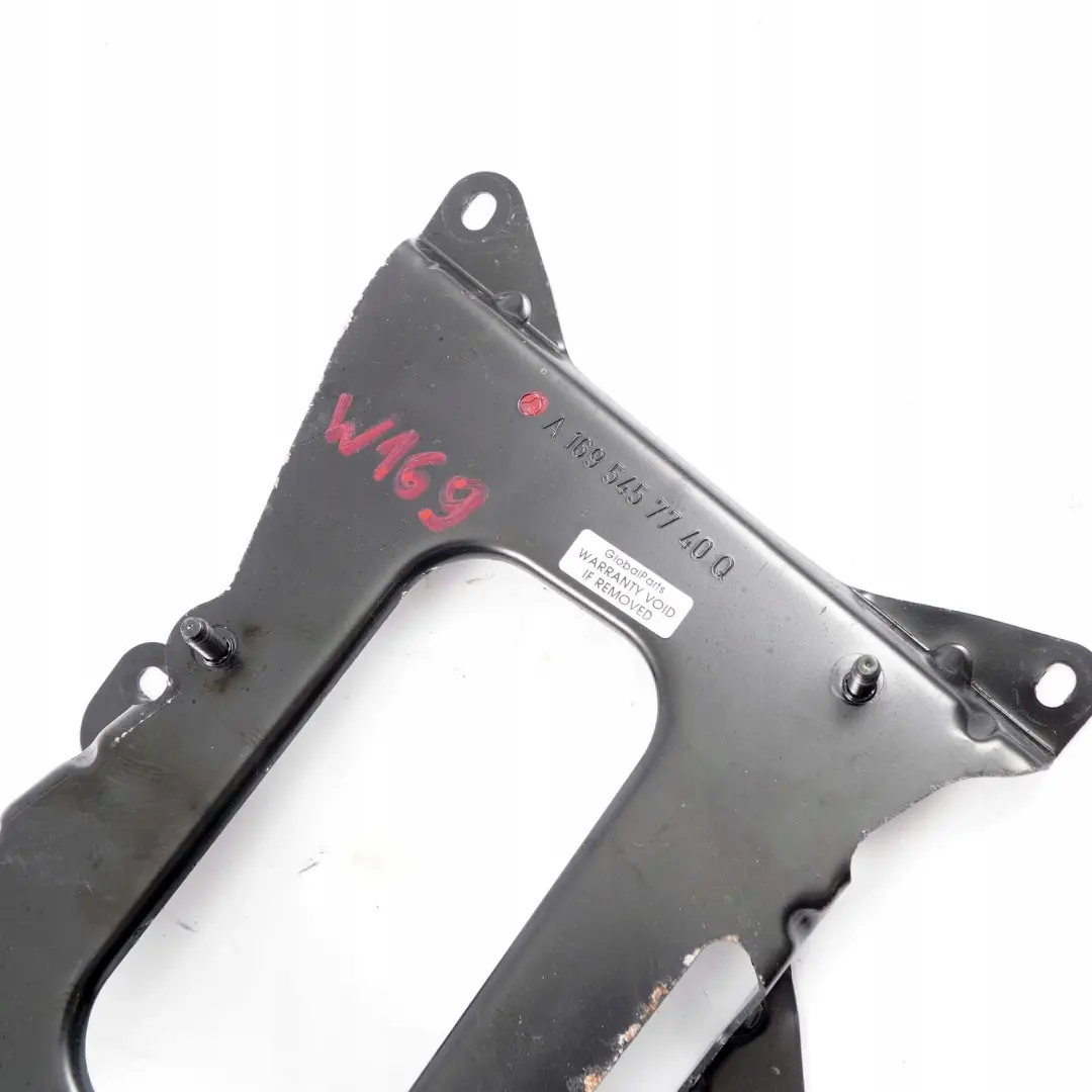  Mercedes-Benz A B W169 W245 Soporte Motor arranque Unidad control alternador - SKU A1695457740 - Número de pieza A1695457740
