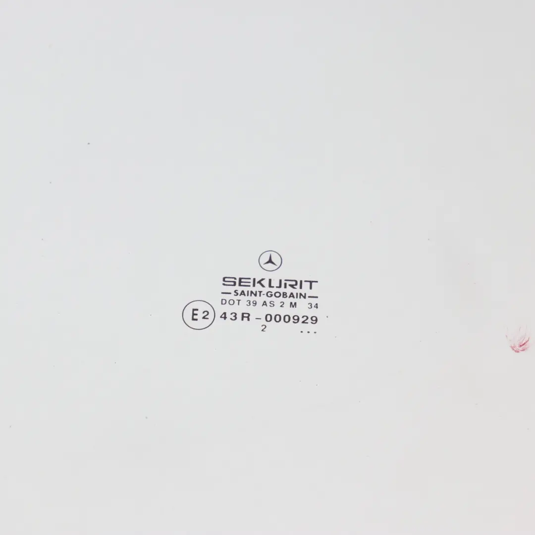 Mercedes-Benz W414 Anteriore Sinistra Vetro Disco AS2 per con numero di parte A4147250010 Mercedes-Benz W414 Anteriore Sinistra Vetro Disco AS2 - SKU A4147250010 - Numero di parte A4147250010