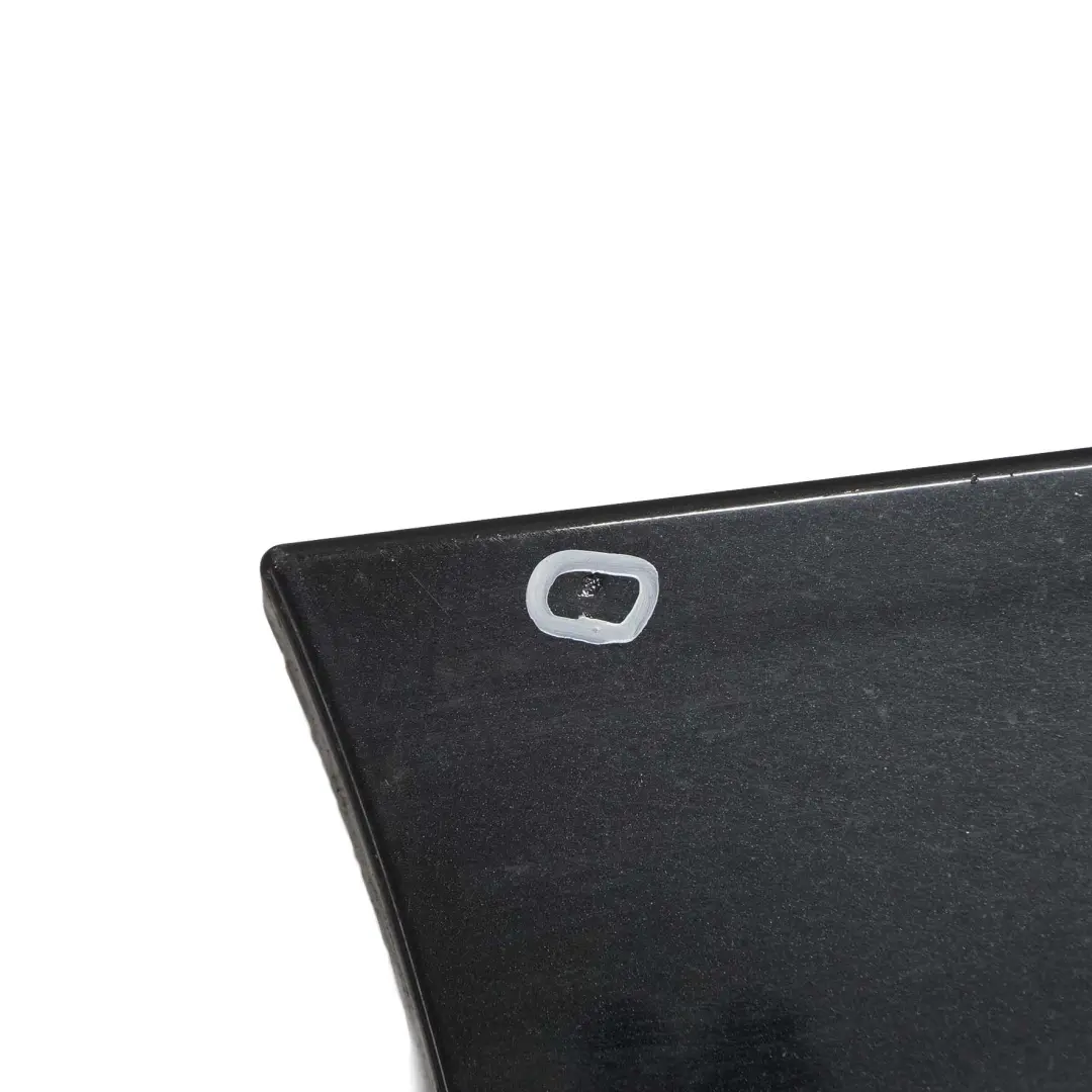 Bas de porte Couverture Seuil droite Noir Saphir Metallique pour BMW E87 LCI à propos du numéro de pièce 51770036144 BMW E87 LCI Bas de porte Couverture Seuil droite Noir Saphir Metallique - SKU 0036144-BS7 - Numéro de pièce 51770036144