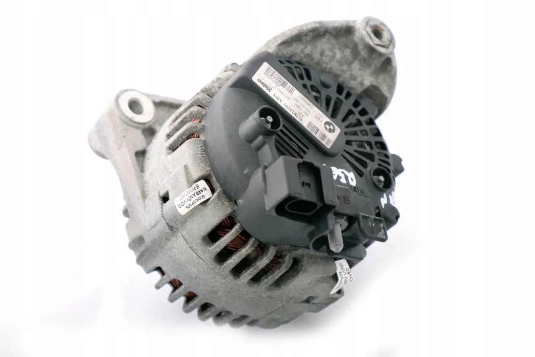 Alternator N47N diesel 150A do MINI R55 R56 LCI o numerze 7823292 MINI R55 R56 LCI Alternator N47N diesel 150A - SKU 7823292 - Numer Części 7823292
