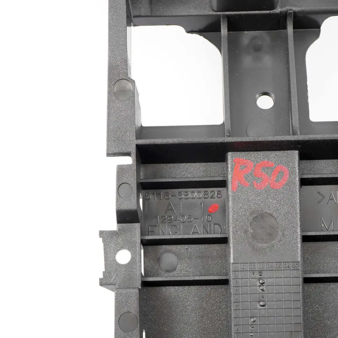 Soporte Consola Freno De Mano para Mini Cooper One R50 R53 con número de pieza 6800826 Mini Cooper One R50 R53 Soporte Consola Freno De Mano - SKU 6800826 - Número de pieza 6800826